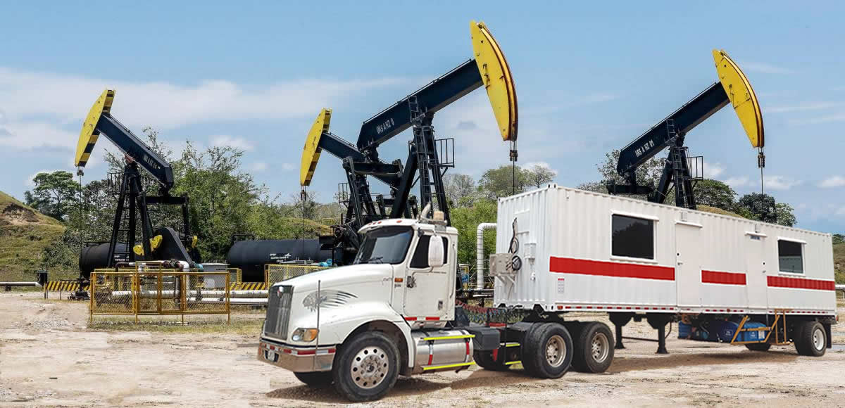 Camion con un contenedor tipo oficina